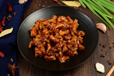 香辣猪脆骨美食摄影