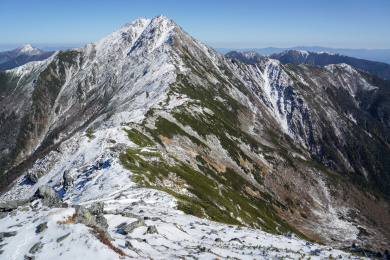 日本南阿尔卑斯山脉的北岳