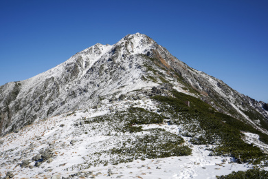 北岳的初雪 日本南阿尔卑斯山脉