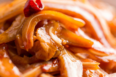 传统美食麻辣猪耳朵