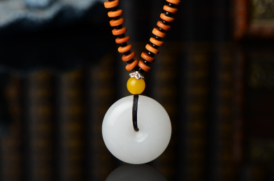 平安扣和田玉吊坠橄榄项链