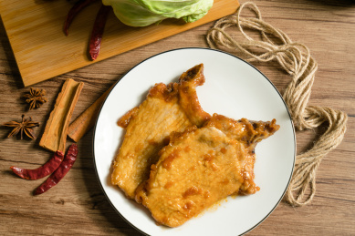 酱汁大排,特色菜 肉类