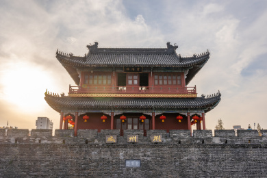 湖北省荆州市古城墙宾阳楼