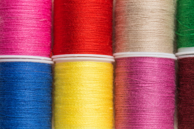 缝纫刺绣工作需要的针和线