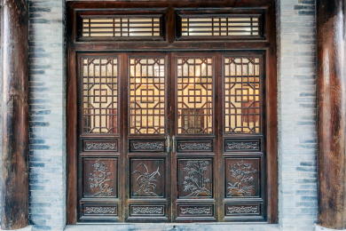 中式宅院木大门