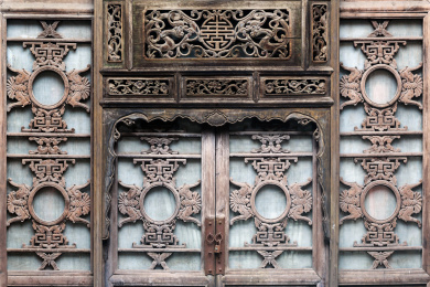 中国福建省闽北居家传统工艺清代花卉户牖木雕静物装饰品