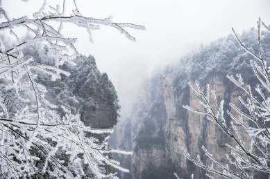 冬天下雪的张家界风光
