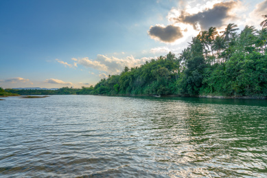海南琼海春天的万泉河
