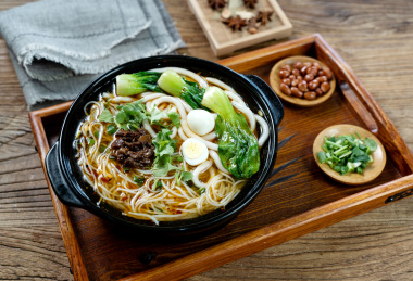 云南过桥米线 中国