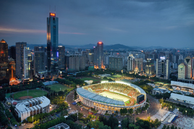 广州天河体育中心 恒大球赛夜景