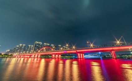 厦门五缘湾湿地公园日圆大桥夜景