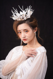 皇冠新娘造型