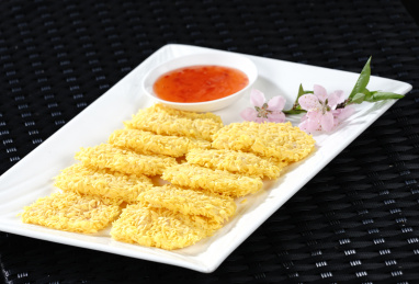 江浙传统菜油炸小米锅巴饼