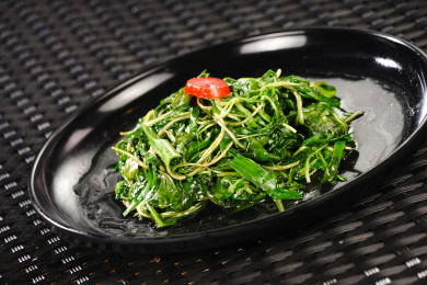 清炒大蒜马兰头