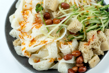 凉拌美食牛筋面 中国