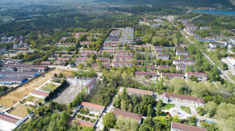 航拍上海市白茅岭农场风光