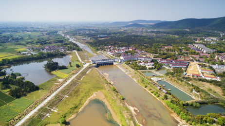 航拍上海市白茅岭农场风光