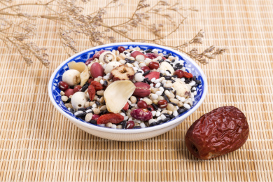 品种丰富的腊八米