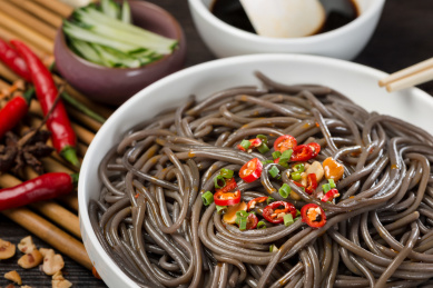 开胃凉拌蕨根粉