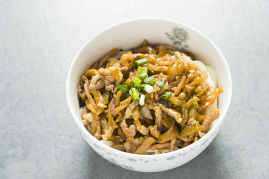 美味榨菜肉丝面