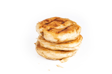 油酥烧饼白色背景