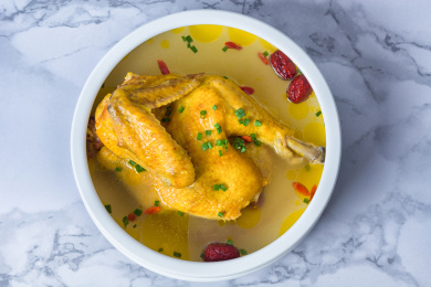 中国美食养身药膳月子鸡汤