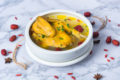 中国美食养身药膳月子鸡汤