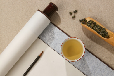 一杯茶在画轴上