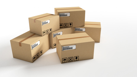一堆快递纸盒包装箱