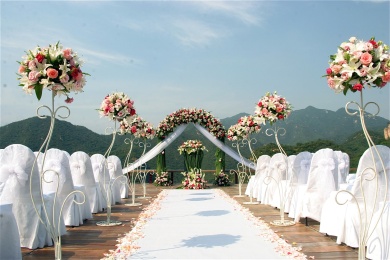 浪漫的室内和室外婚礼场景布置,格调高雅的细节特写