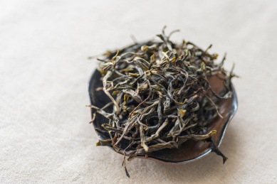 云南普洱生茶散茶