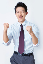 白色背景下的时尚青年
