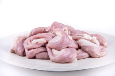 特写背景分离盘装猪肠子