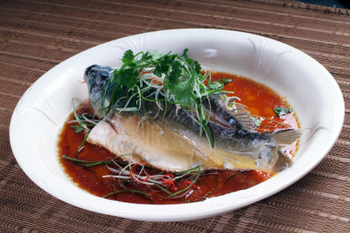 一盘清蒸裸斑 海鲜