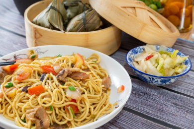 一份中国传统美食炒面