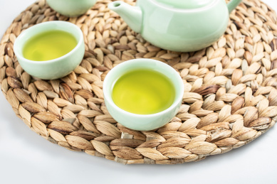 中国茶道铁观音茶叶和茶水