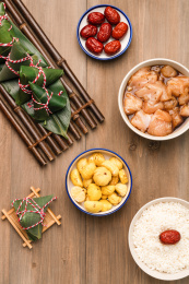 中国端午节的民族传统美食——粽子