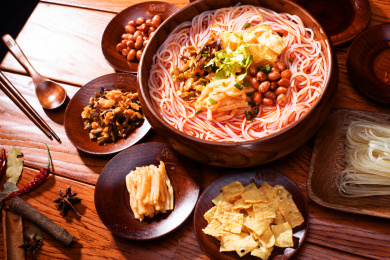 广西柳州特产螺蛳粉