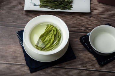 太平猴魁春茶茶艺盖碗浸泡