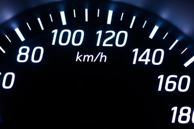 汽车仪表板，速度