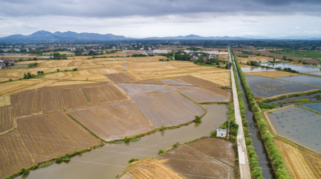 航拍中国安徽省宣城市夏日农田和乡村田园风景