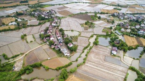 航拍中国安徽省宣城市夏日农田和乡村田园风景