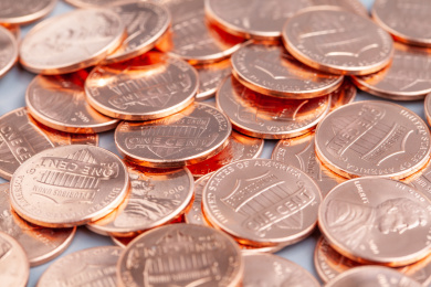 金融财富概念桌面上货币静物