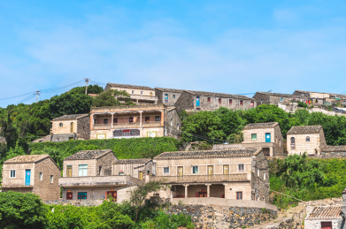 中国福建平潭岛传统石头厝古民居