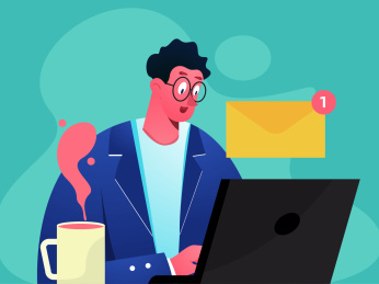 认真工作的人收到了邮件收到了邀请很开心