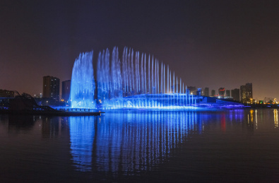 晋阳湖夜景图片