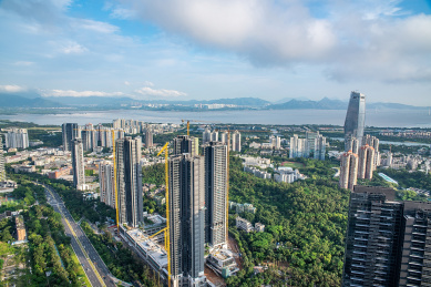 中国广东深圳市城市中心的房地产楼盘建筑风光