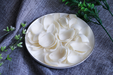 洁白如玉的香甜爽口兰州鲜百合