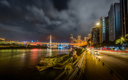 重庆嘉陵江边城市夜景风光