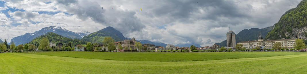 欧洲瑞士因特拉肯小镇全貌